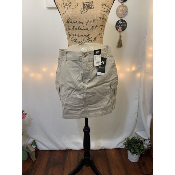 (C-84) lee skirt womens size 10 M beige color bags on the‎ side - Picture 7 of 7